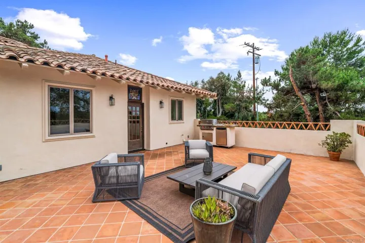 15718 Circo Diegueno, Rancho Santa Fe, California 92091