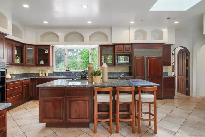 15718 Circo Diegueno, Rancho Santa Fe, California 92091