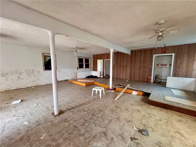 8415 S Central Avenue, Los Angeles, California 90001
