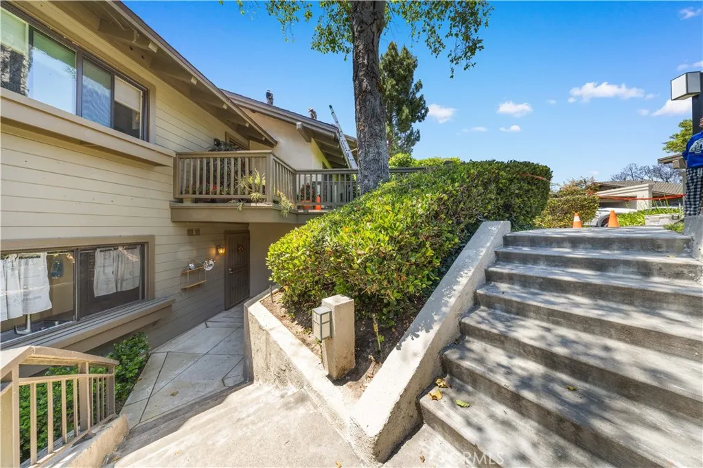 11 Palos 55, Irvine, California 92612 home-pic-0