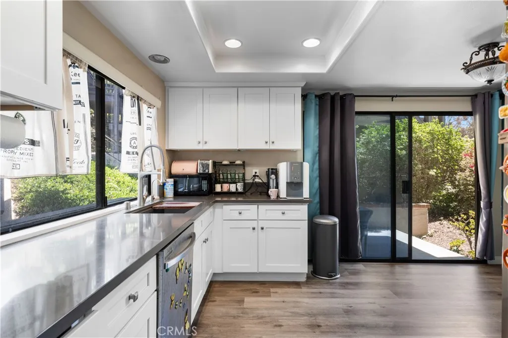 11 Palos 55, Irvine, California 92612 home-pic-6