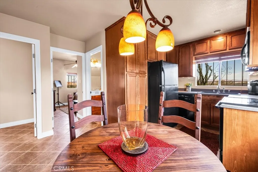 380 Mack Lane, 29 Palms, California 92277 home-pic-8