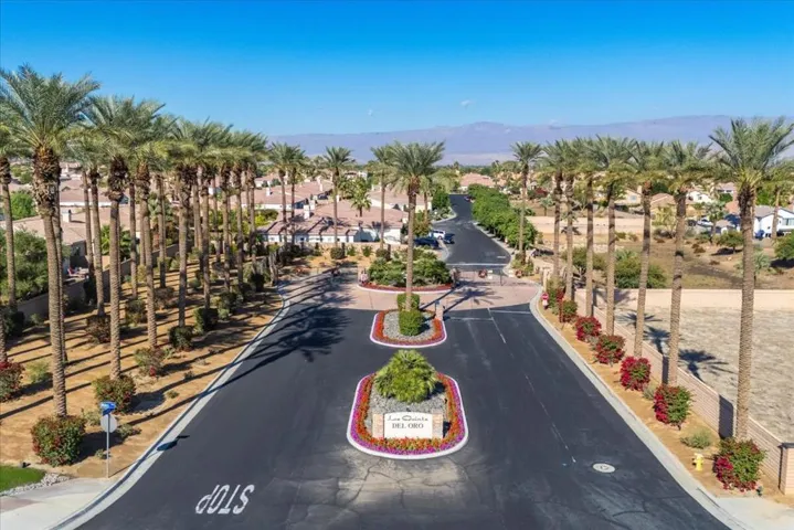 44875 Via Catalina - Community Main Gate
