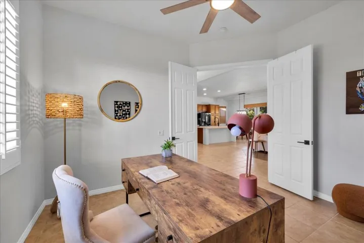 44875 Via Catalina - Office