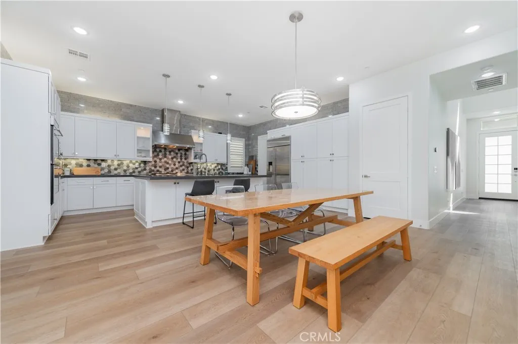 53 Lunar, Irvine, California 92618 home-pic-5