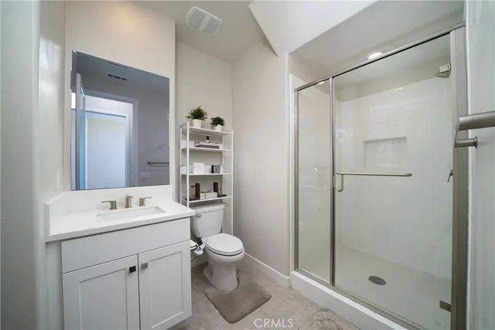 639 Athos, Lake Forest, California 92630