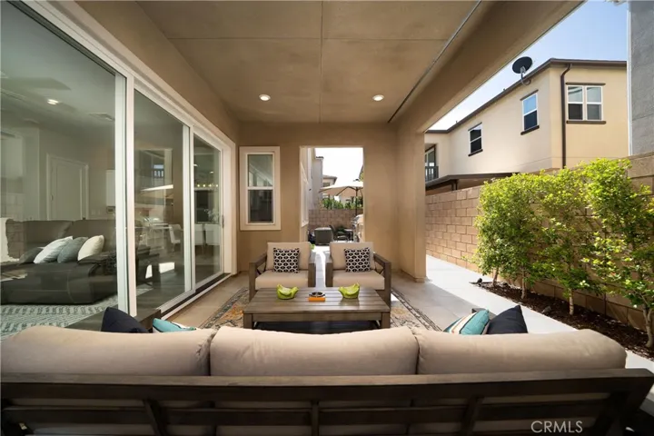 639 Athos, Lake Forest, California 92630