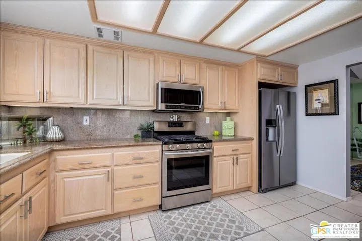 67960 Seven Oaks Drive, Cathedral City, California 92234