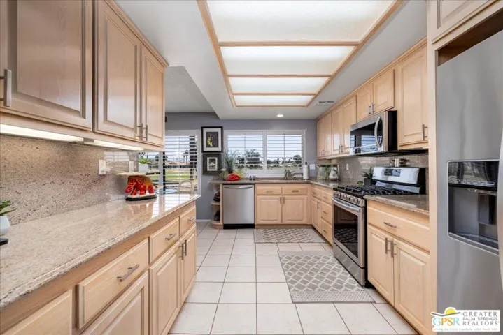 67960 Seven Oaks Drive, Cathedral City, California 92234