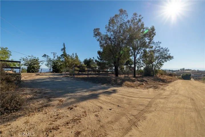 31885 Red Mountain Road, Hemet, California 92544