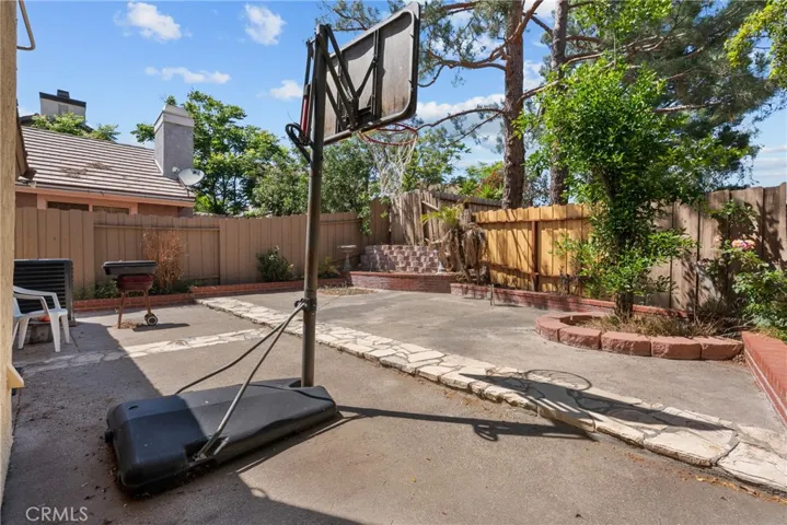 20015 Gilbert Drive, Canyon Country, California 91351