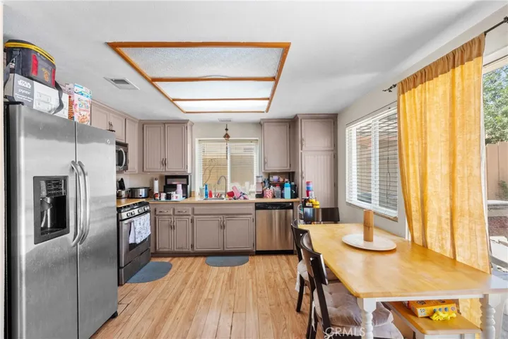 20015 Gilbert Drive, Canyon Country, California 91351