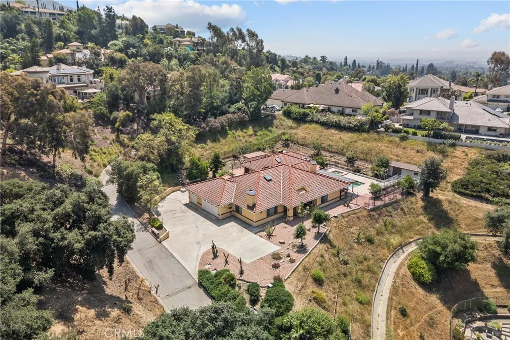 52 Hidden Valley Road, Monrovia, California 91016 home-pic-2