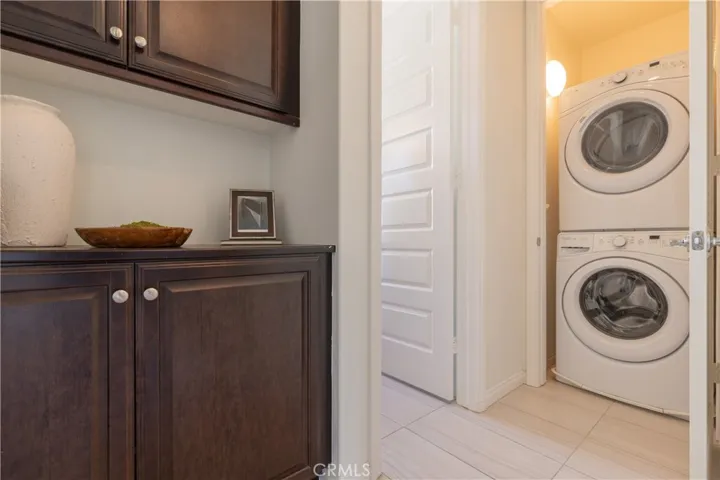 203 Native Spring, Irvine, California 92618