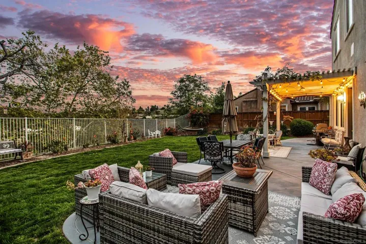 1284 Panorama Ridge Rd, Oceanside, California 92056