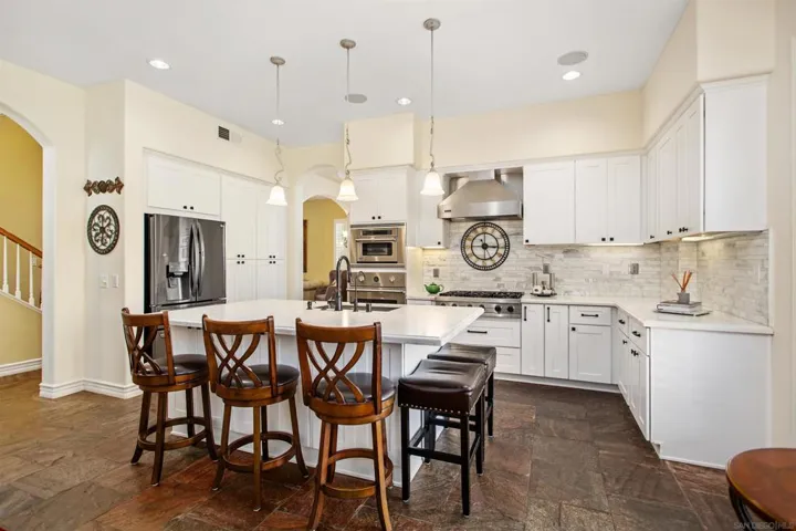 1284 Panorama Ridge Rd, Oceanside, California 92056