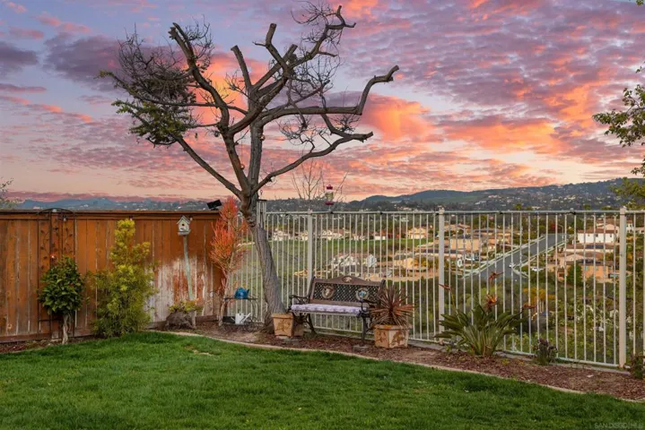 1284 Panorama Ridge Rd, Oceanside, California 92056