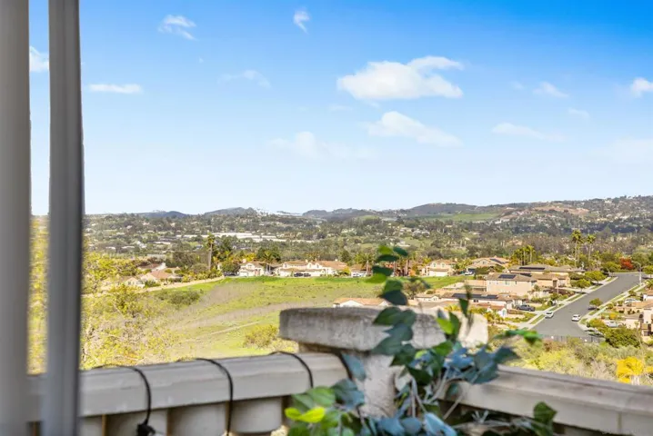 1284 Panorama Ridge Rd, Oceanside, California 92056