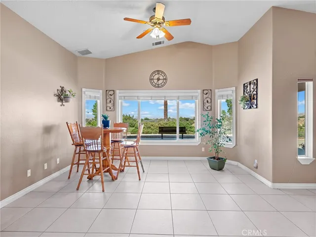 8650 Verbena Road, Oak Hills, California 92344