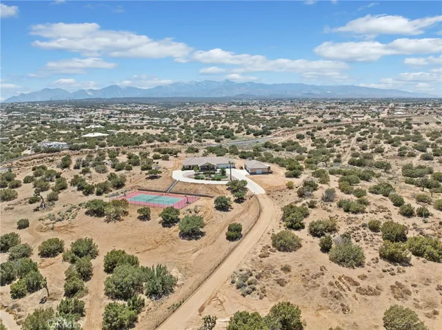 8650 Verbena Road, Oak Hills, California 92344