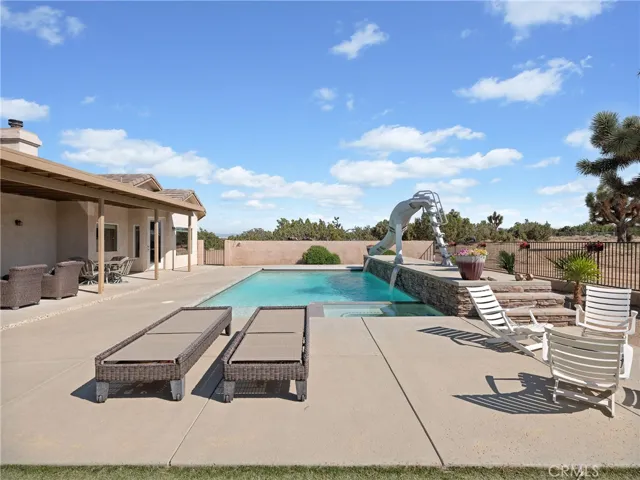 8650 Verbena Road, Oak Hills, California 92344