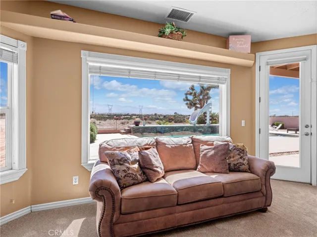 8650 Verbena Road, Oak Hills, California 92344
