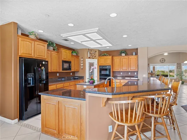 8650 Verbena Road, Oak Hills, California 92344