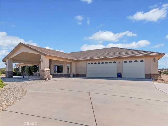 8650 Verbena Road, Oak Hills, California 92344