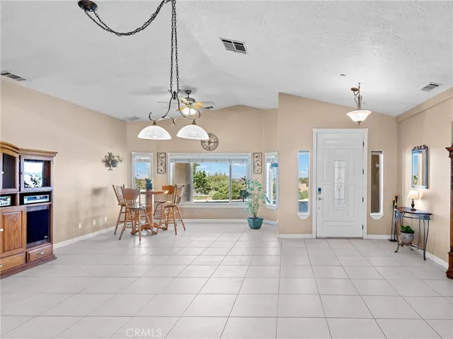 8650 Verbena Road, Oak Hills, California 92344