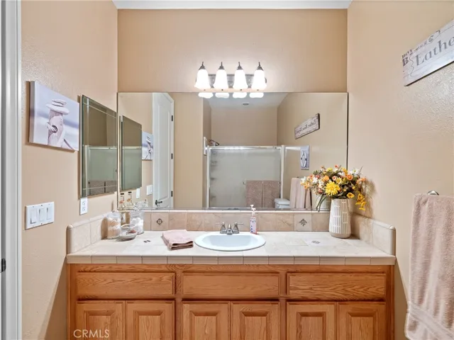 8650 Verbena Road, Oak Hills, California 92344