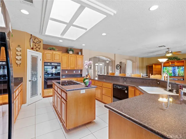 8650 Verbena Road, Oak Hills, California 92344