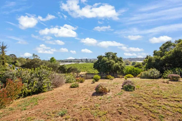 141 Corona Court, Watsonville, California 95076