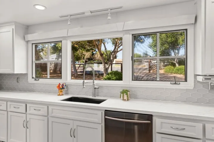 141 Corona Court, Watsonville, California 95076