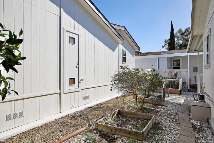 3339 Don Tomaso Drive, Carlsbad, California 92010