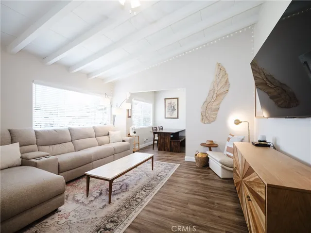 4239 Ish Drive, Simi Valley, California 93063