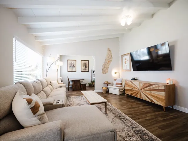 4239 Ish Drive, Simi Valley, California 93063