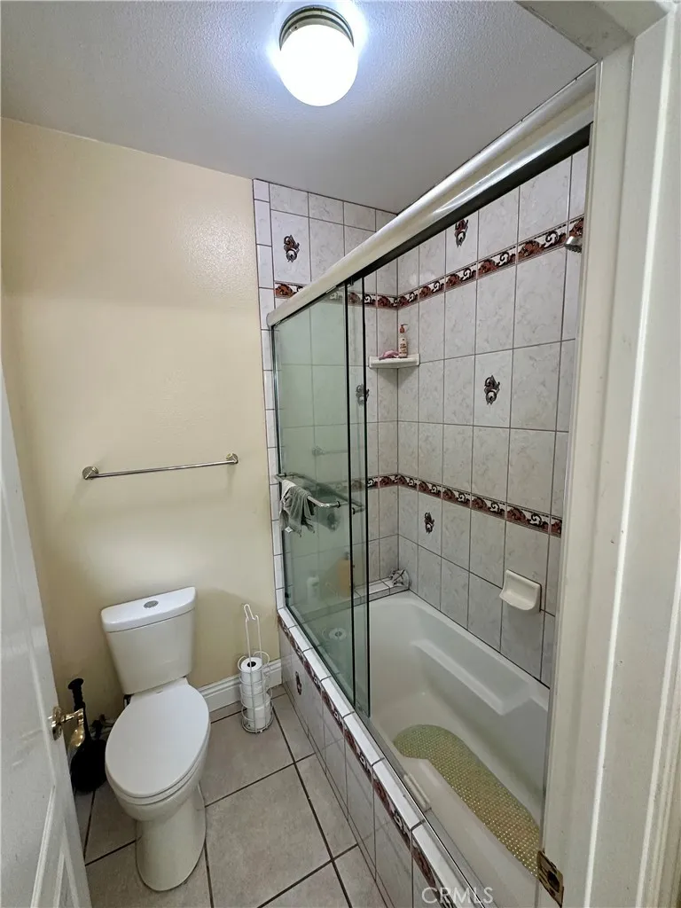42500 20th Street West, Lancaster, California 93534 home-pic-20
