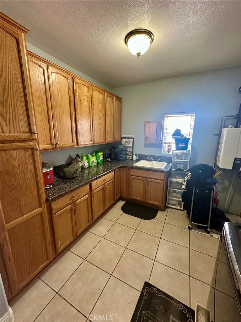 42500 20th Street West, Lancaster, California 93534 home-pic-24