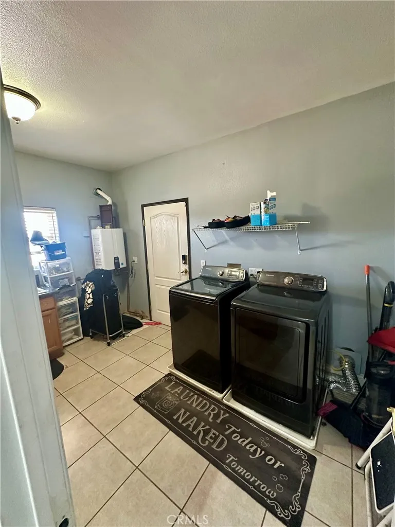 42500 20th Street West, Lancaster, California 93534 home-pic-25