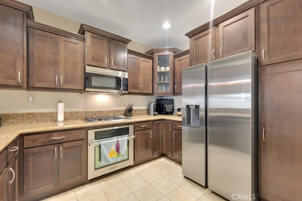 13200 Moorpark Street 201, Sherman Oaks, California 91423 home-pic-7