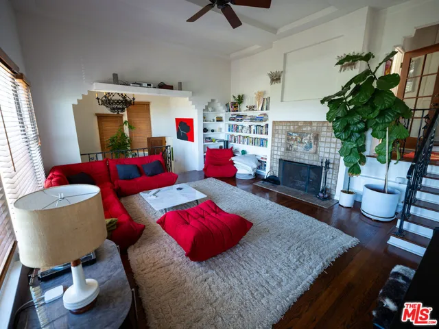 2666 Rutherford Drive, Los Angeles, California 90068