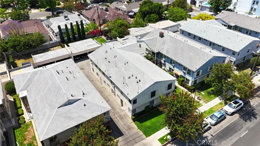 5319 Whitsett Avenue, Valley Village, California 91607