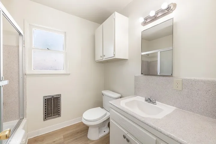 Unit 3 (Bathroom)