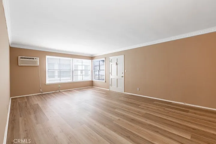 Unit 3 (2 Bed / 1 Bath)