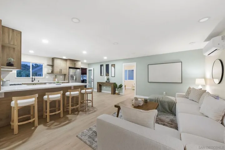 3114 Chollas Rd, San Diego, California 92105