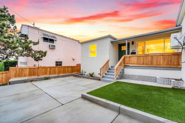 3114 Chollas Rd, San Diego, California 92105