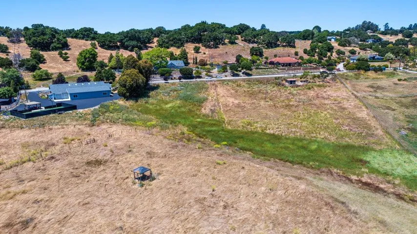 363 Orchard Hill Road, San Juan Bautista, California 95045