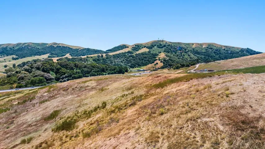 363 Orchard Hill Road, San Juan Bautista, California 95045