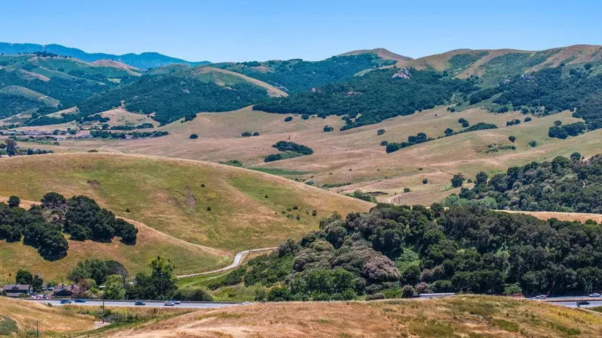 363 Orchard Hill Road, San Juan Bautista, California 95045