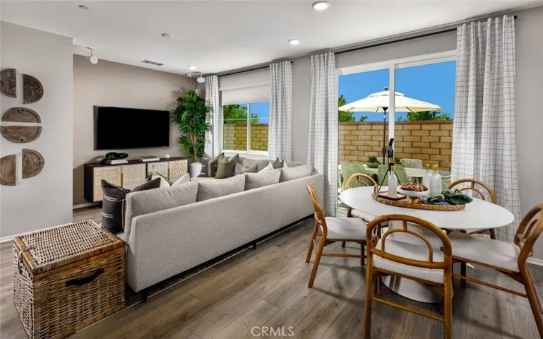 4110 S S. Sunflower Paseo #203, Ontario, California 91761